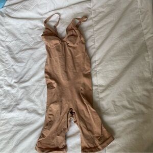 SKIMS Mid Thigh Sculpting Bodysuit